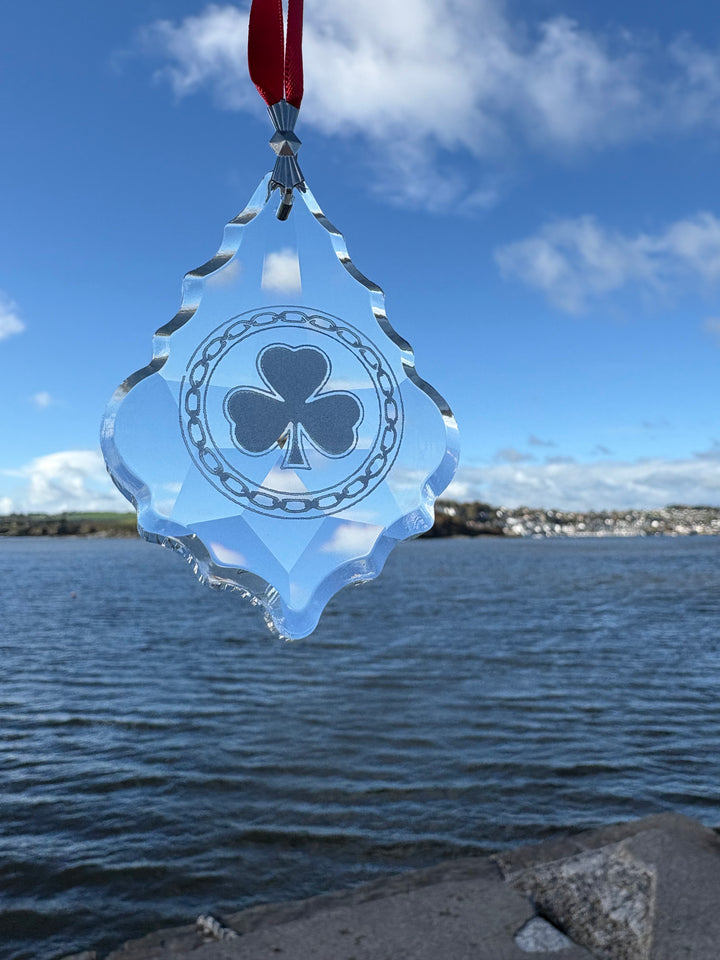 Christmas Ornament - Shamrock in Celtic Chain
