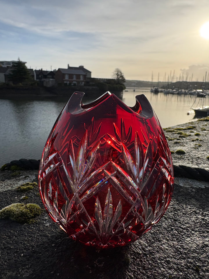 Red Pineapple Net Vase